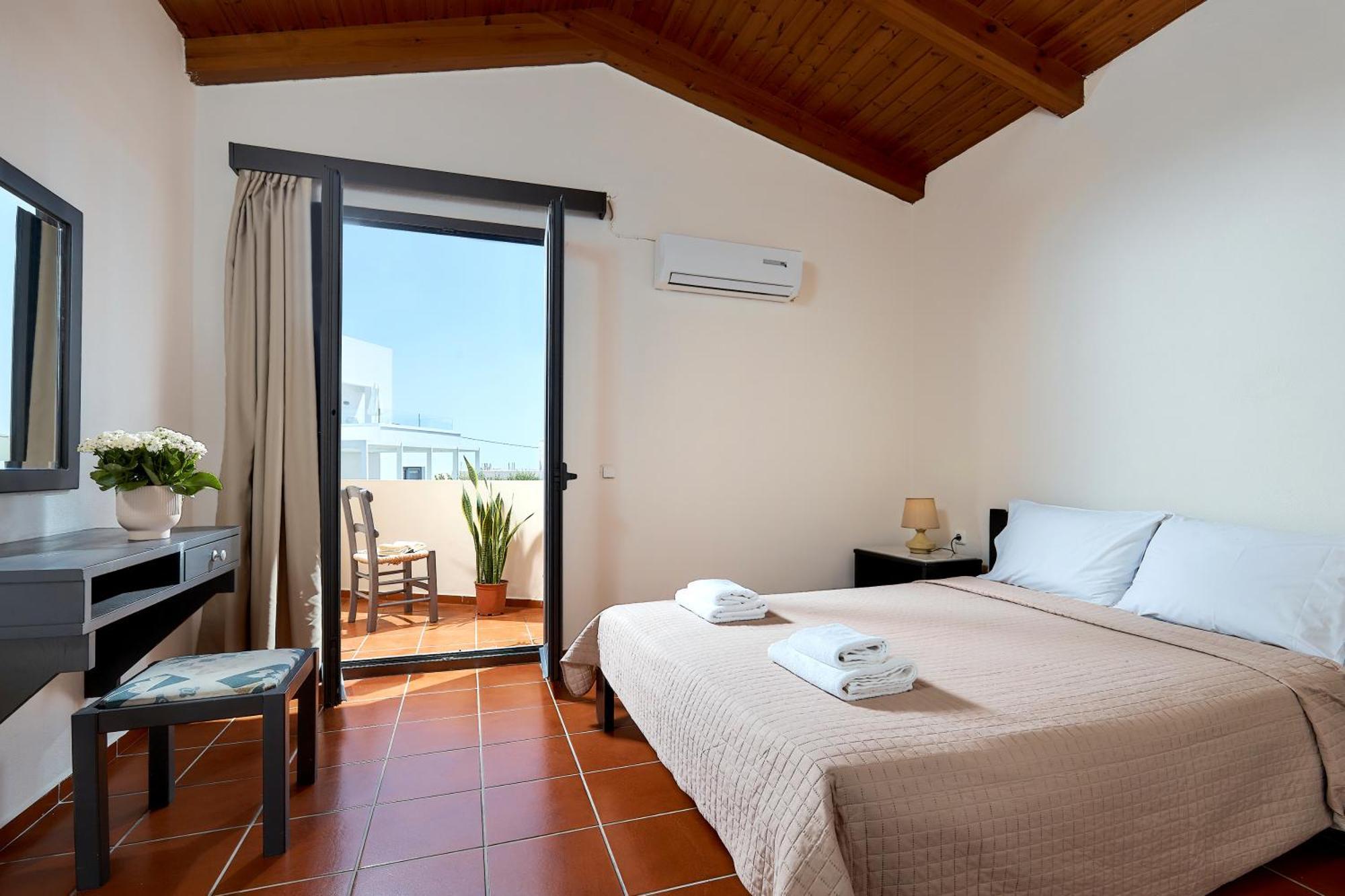 Creteco Hotel & Suites Goúrnes 외부 사진