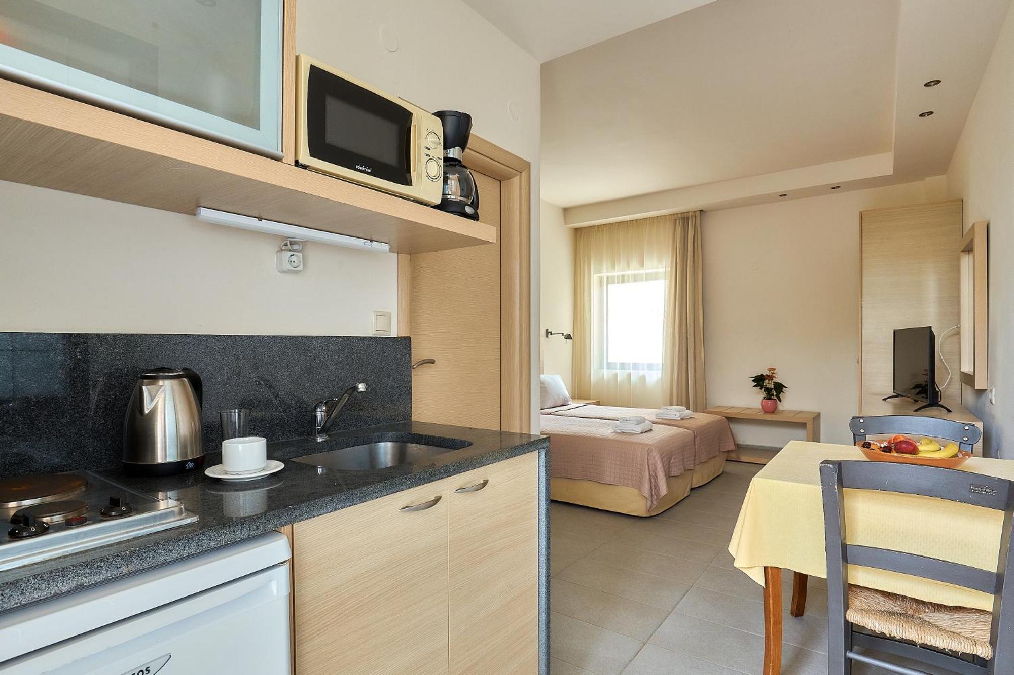 Creteco Hotel & Suites Goúrnes 외부 사진