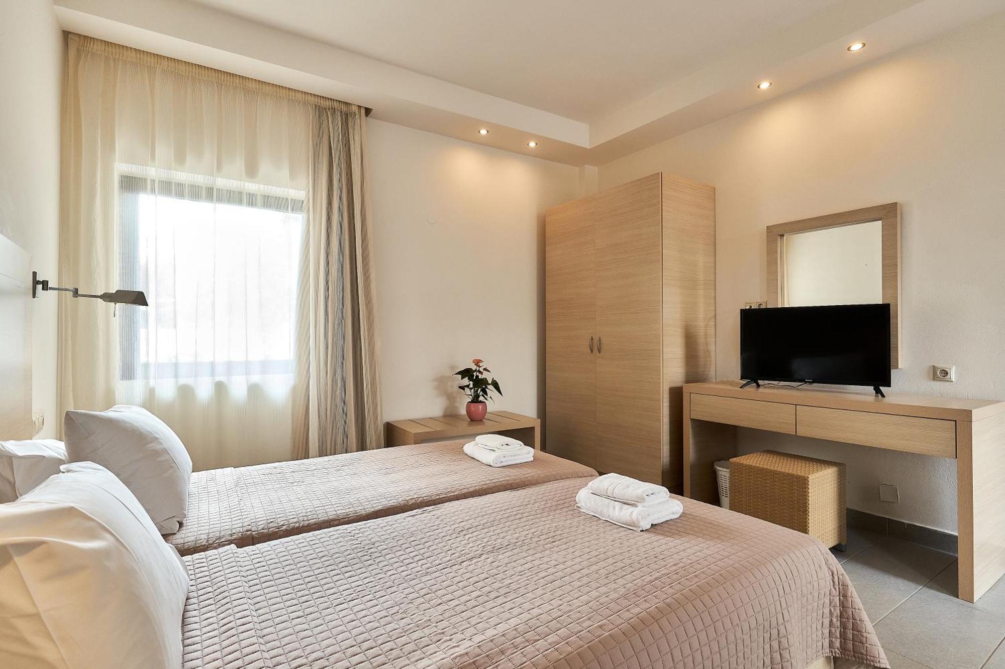 Creteco Hotel & Suites Goúrnes 외부 사진