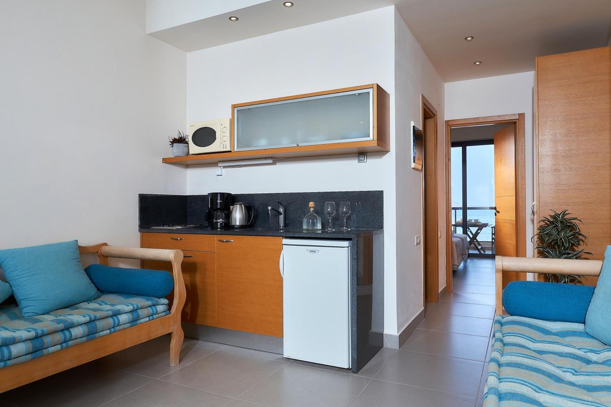 Creteco Hotel & Suites Goúrnes 외부 사진