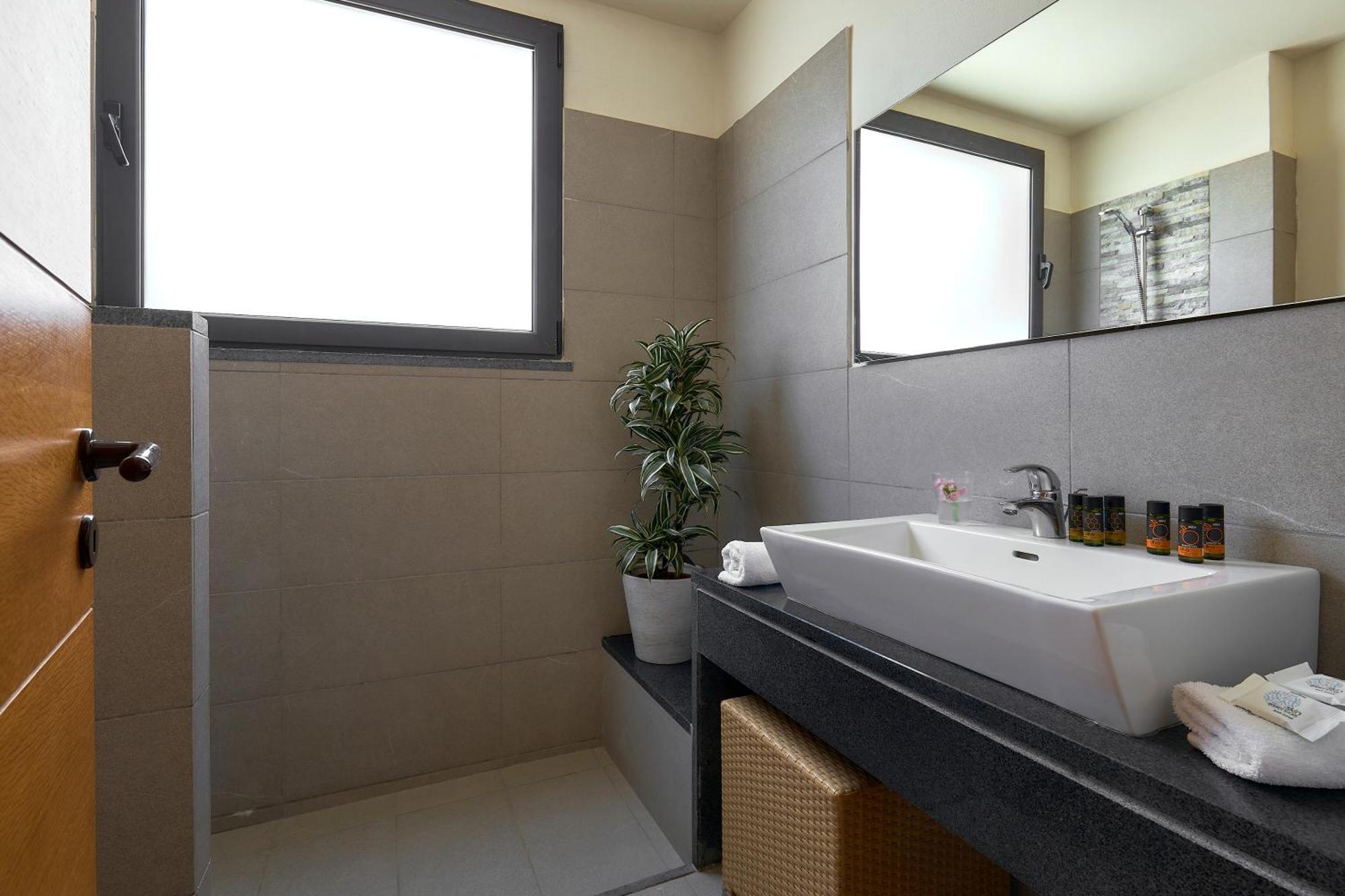 Creteco Hotel & Suites Goúrnes 외부 사진