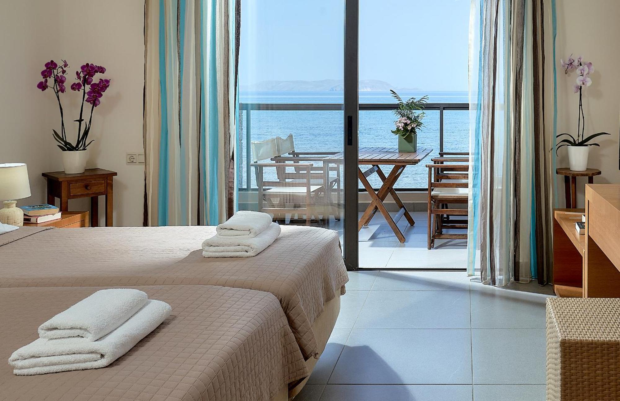 Creteco Hotel & Suites Goúrnes 외부 사진