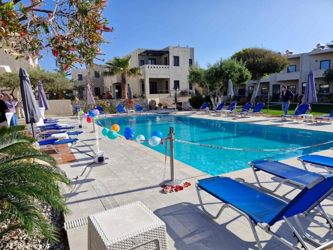 Creteco Hotel & Suites Goúrnes 외부 사진