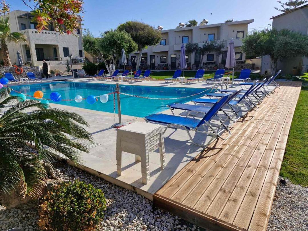 Creteco Hotel & Suites Goúrnes 외부 사진