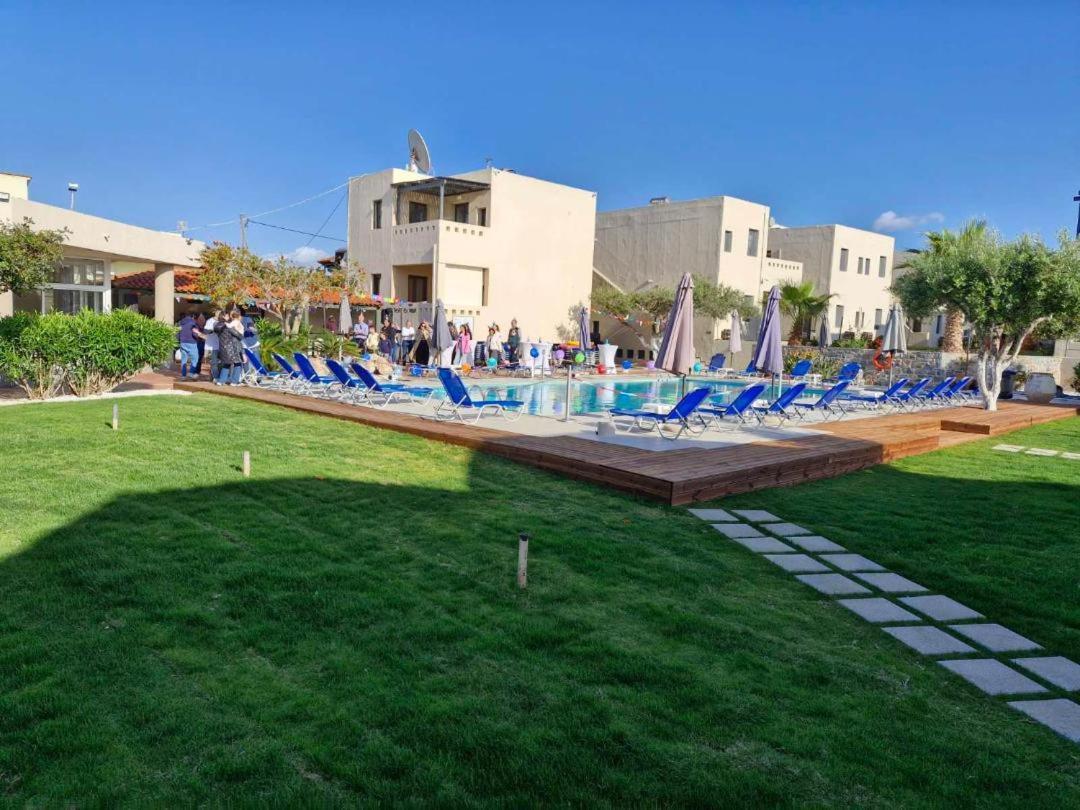 Creteco Hotel & Suites Goúrnes 외부 사진